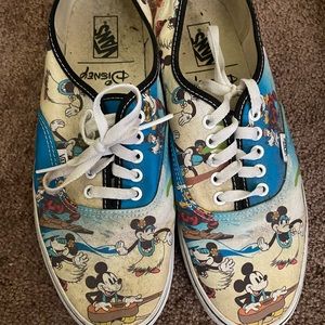 Disney x Authentic 'Mickey Mouse Aloha Vans